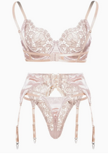 Load image into Gallery viewer, Sweetkama Ladies Lace See Through Lingerie Set with Garter Belt