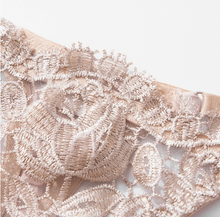 Load image into Gallery viewer, Sweetkama Ladies Lace See Through Lingerie Set with Garter Belt