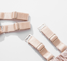 Load image into Gallery viewer, Sweetkama Ladies Lace See Through Lingerie Set with Garter Belt