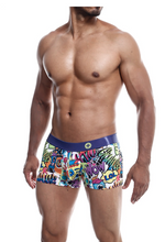 Load image into Gallery viewer, Metro Hipster Trunk - Wow
