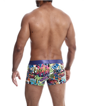 Load image into Gallery viewer, Metro Hipster Trunk - Wow
