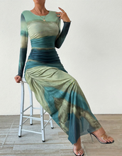Load image into Gallery viewer, Lily Tie-Dye Pleated Round Neck Long-Sleeved Dress
