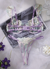 Load image into Gallery viewer, Soli Echo Floral Lace Lingerie Set
